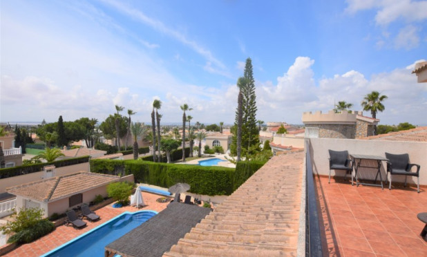 Resale - Villa - Ciudad Quesada - Pueblo Bravo