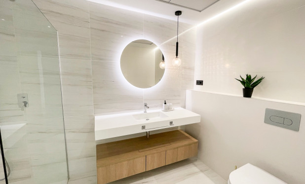 Resale - Apartment / flat - Villajoyosa - Playas Del Torres