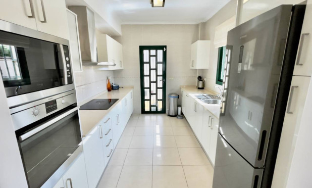 Resale - Villa - Ciudad Quesada - La Fiesta