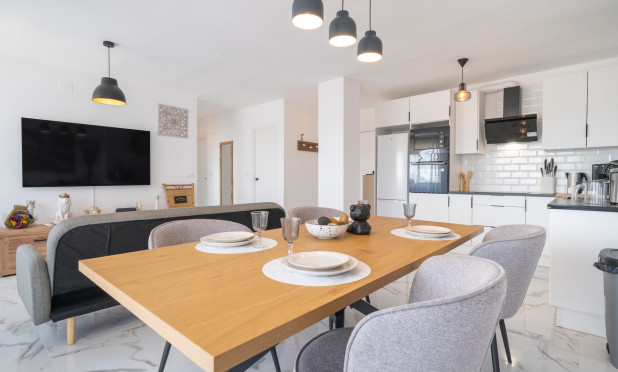 Resale - Apartment / flat - Orihuela Costa - Punta Prima