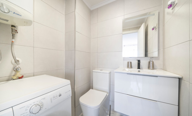 Resale - Apartment / flat - Orihuela Costa - Punta Prima