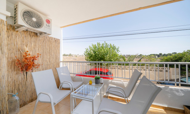 Resale - Apartment / flat - Orihuela Costa - Punta Prima