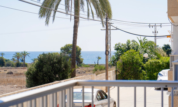 Resale - Apartment / flat - Orihuela Costa - Punta Prima