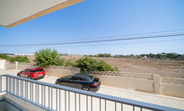 Resale - Apartment / flat - Orihuela Costa - Punta Prima
