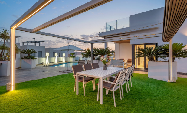 Resale - Villa - Orihuela Costa - Villamartín