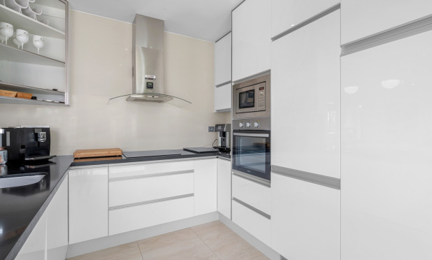 Resale - Villa - Orihuela Costa - Villamartín