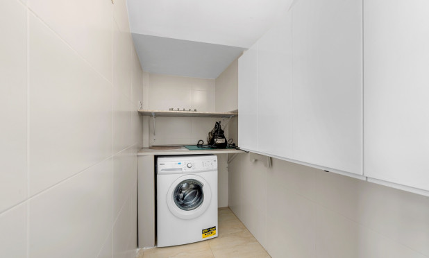 Resale - Villa - Orihuela Costa - Villamartín