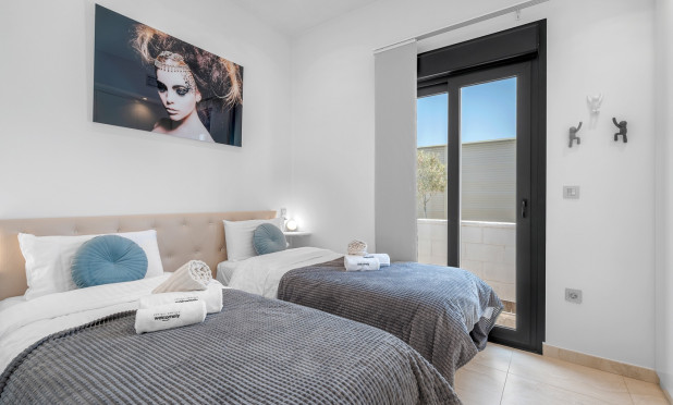 Resale - Villa - Orihuela Costa - Villamartín