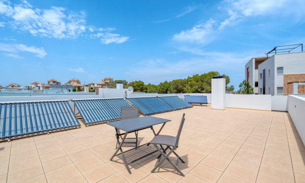 Resale - Villa - Orihuela Costa - Villamartín