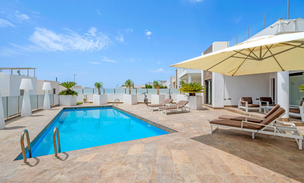 Resale - Villa - Orihuela Costa - Villamartín