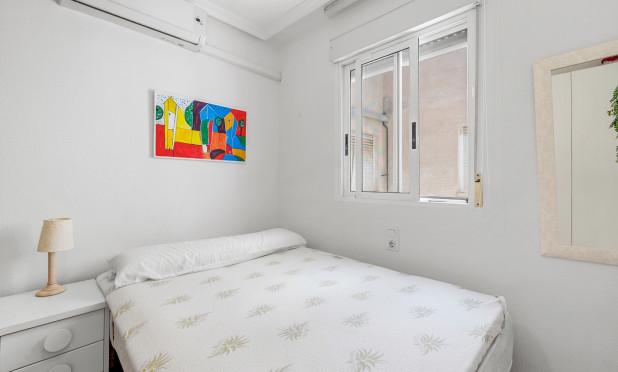 Reventa - Apartamento / piso - Santa Pola