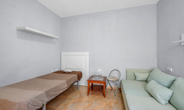 Odsprzedaż - Mieszkanie w bloku - Almoradí