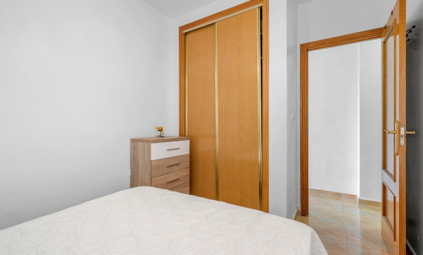 Odsprzedaż - Mieszkanie w bloku - Almoradí