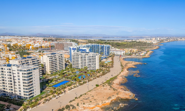 Resale - Apartment / flat - Orihuela Costa - Punta Prima