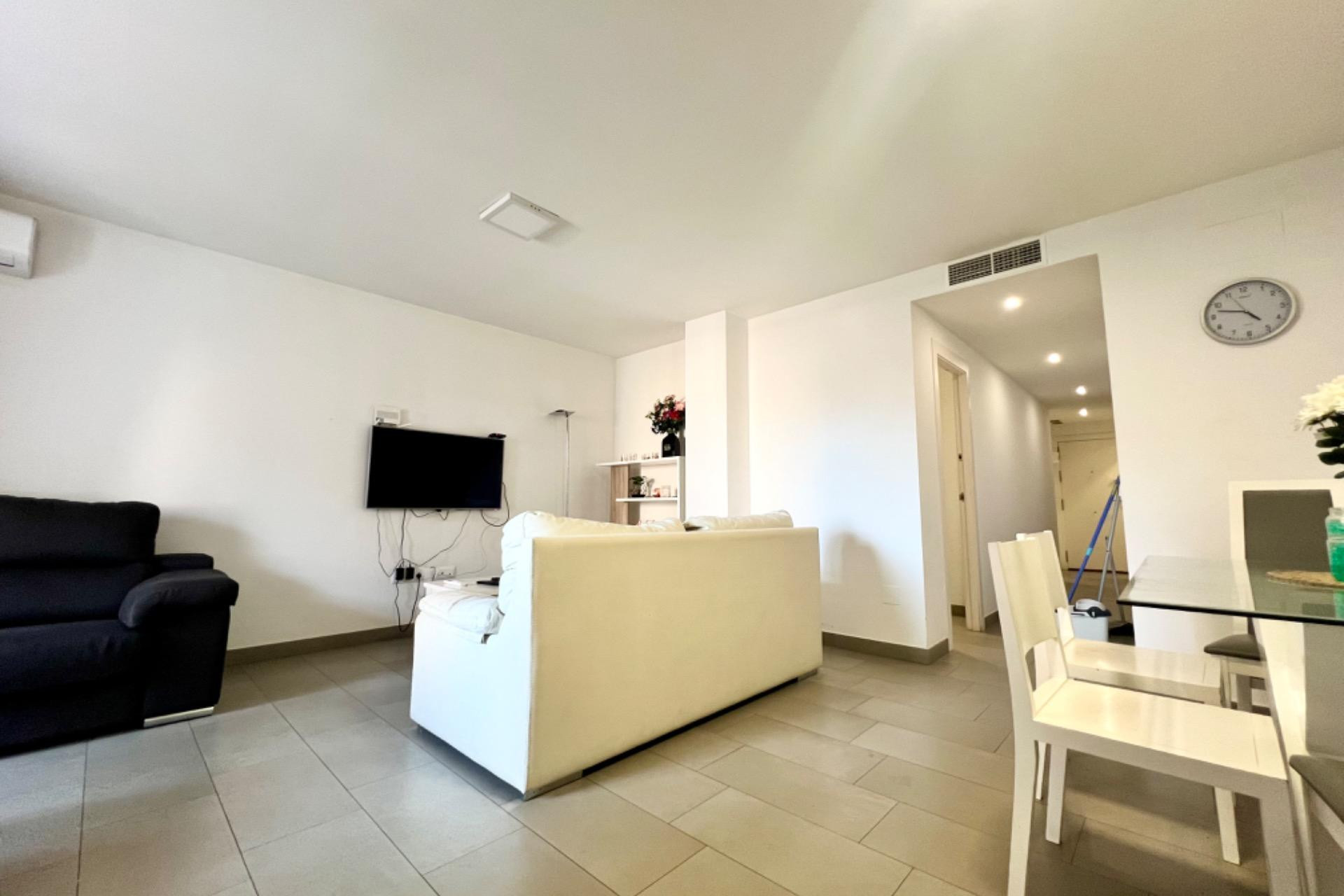 Resale - Apartment / flat - Torrevieja - Centro