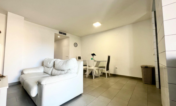 Wiederverkauf - Wohnung - Torrevieja - Centro