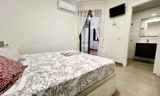 Revente - Appartement - Torrevieja - Centro