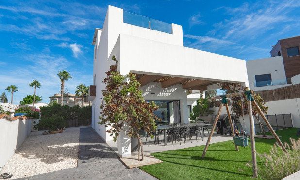 Resale - Villa - Ciudad Quesada - town