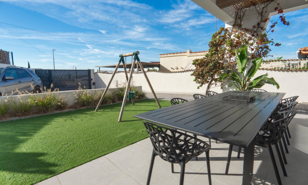 Resale - Villa - Ciudad Quesada - town