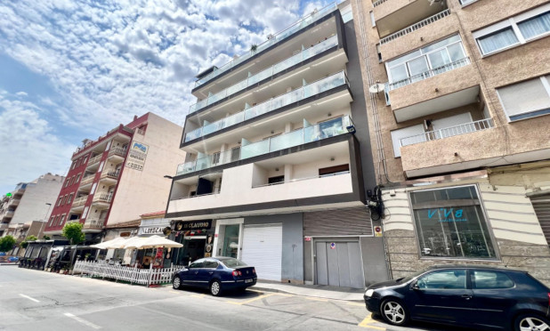 Wiederverkauf - Wohnung - Torrevieja - Centro