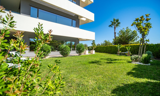 Resale - Apartment / flat - Las Colinas Golf Resort - Las Colinas Golf