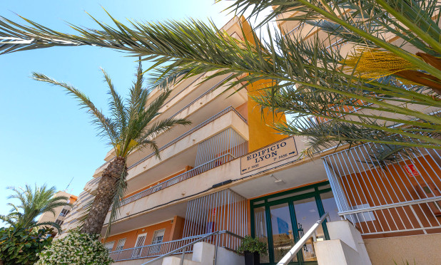 Resale - Apartment / flat - Torrevieja - Rocio del Mar