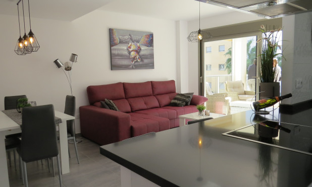 Resale - Apartment / flat - Orihuela Costa - Villamartín