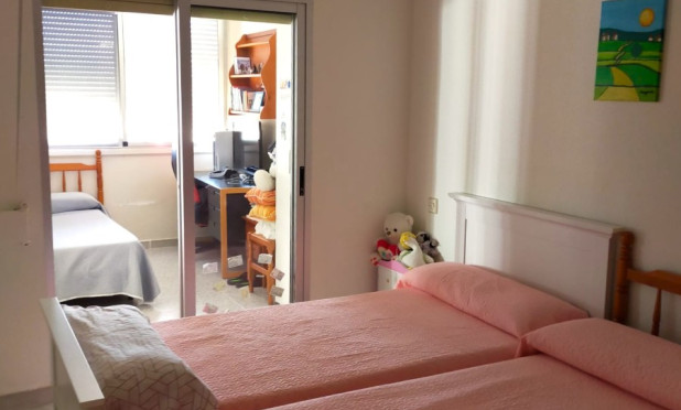 Resale - Apartment / flat - Villajoyosa