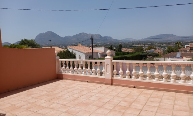 Resale - Villa - Albir