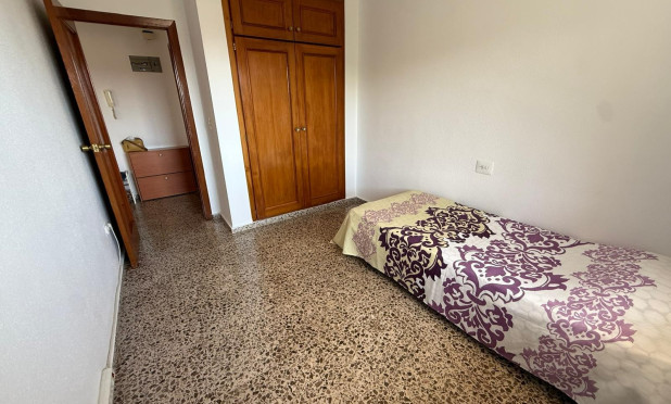 Odsprzedaż - Mieszkanie w bloku - Miramar