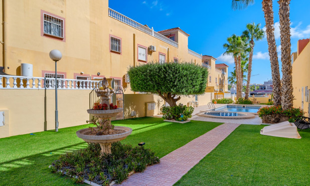 Resale - Apartment / flat - San Miguel de Salinas - Orihuela Costa