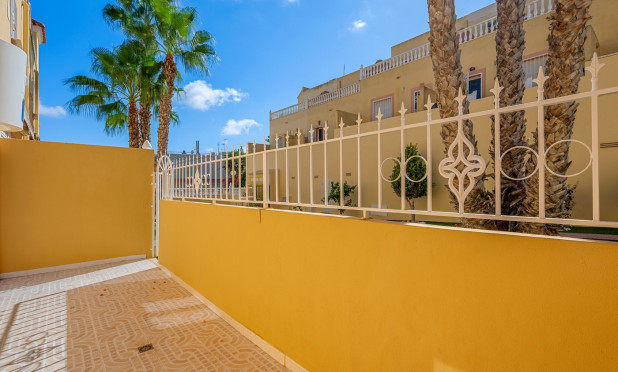 Resale - Apartment / flat - San Miguel de Salinas - Orihuela Costa