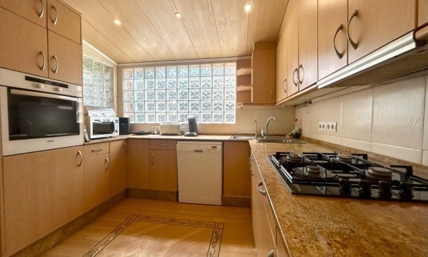 Resale - Villa - Orihuela Costa - Cabo Roig