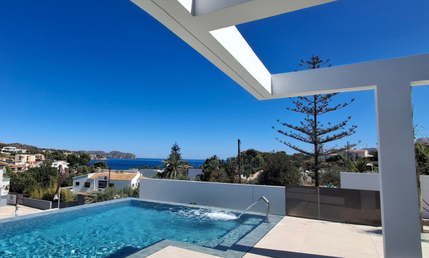 Resale - Villa - Benissa