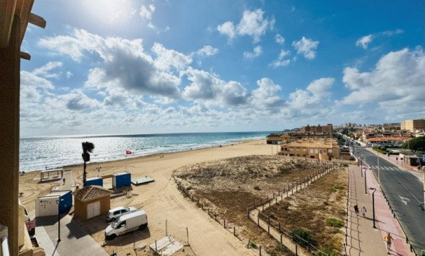 Resale - Apartment / flat - Torrevieja - Torrelamata - La Mata