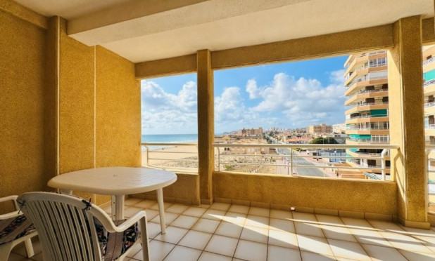 Resale - Apartment / flat - Torrevieja - Torrelamata - La Mata