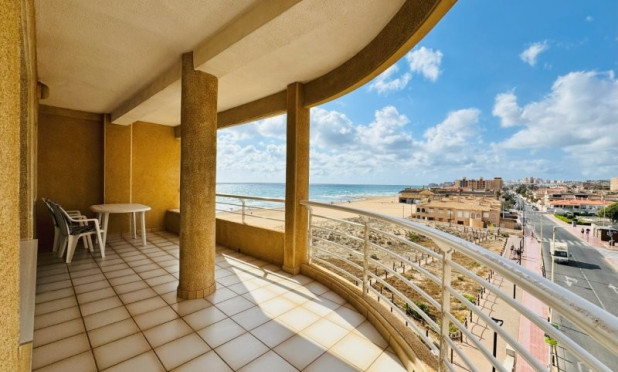 Resale - Apartment / flat - Torrevieja - Torrelamata - La Mata