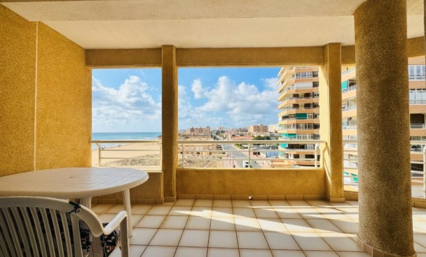 Resale - Apartment / flat - Torrevieja - Torrelamata - La Mata