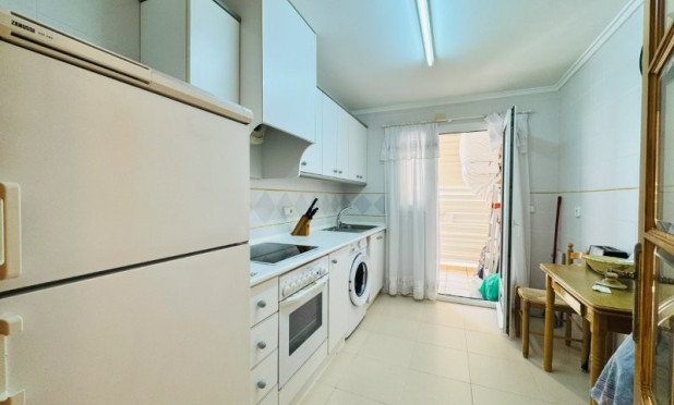 Resale - Apartment / flat - Torrevieja - Torrelamata - La Mata