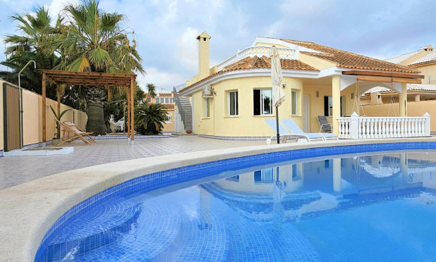 Resale - Villa - Los Urrutias - Estrella De Mar