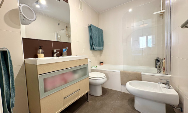 Resale - Apartment / flat - Denia - Les Marines - Las Marinas