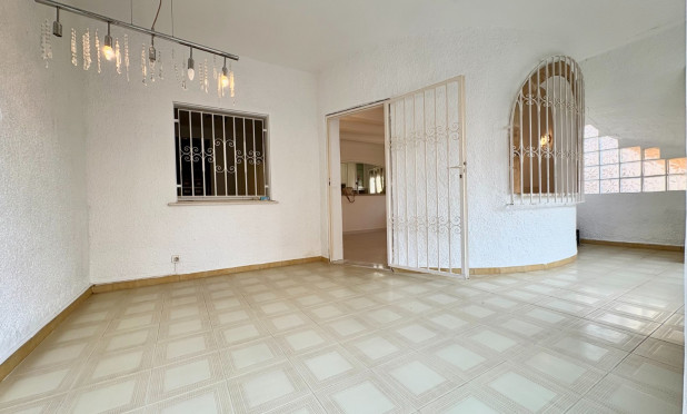 Resale - Apartment / flat - Denia - Las Rotas - Les Rotes