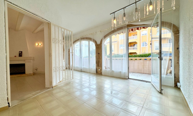 Resale - Apartment / flat - Denia - Las Rotas - Les Rotes