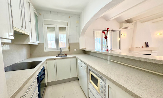 Resale - Apartment / flat - Denia - Las Rotas - Les Rotes