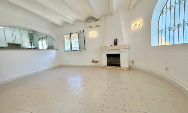 Resale - Apartment / flat - Denia - Las Rotas - Les Rotes