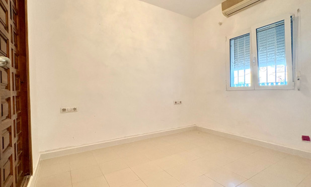 Resale - Apartment / flat - Denia - Las Rotas - Les Rotes