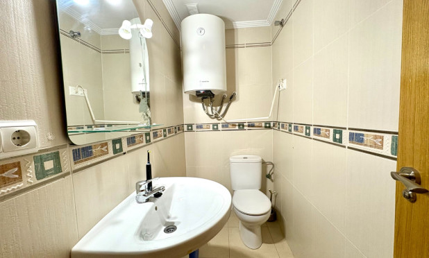 Odsprzedaż - Daszek - Pedreguer