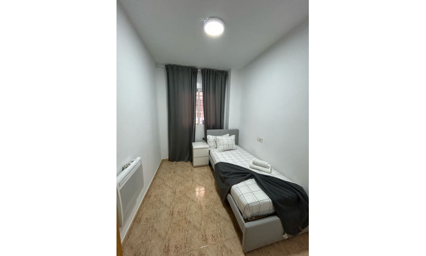 Lange Termijn Verhuur - Appartement / flat - Torrevieja - Playa de los Locos