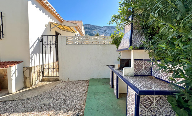 Resale - Villa - Denia - Montgó