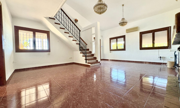 Resale - Villa - Denia - Montgó